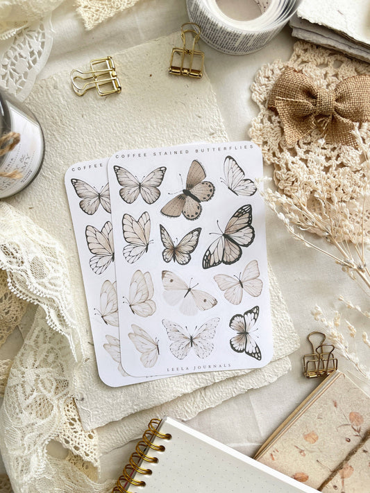 feuilles d'autocollants en forme de papillons tachés de café: Teinté café / blanc mat